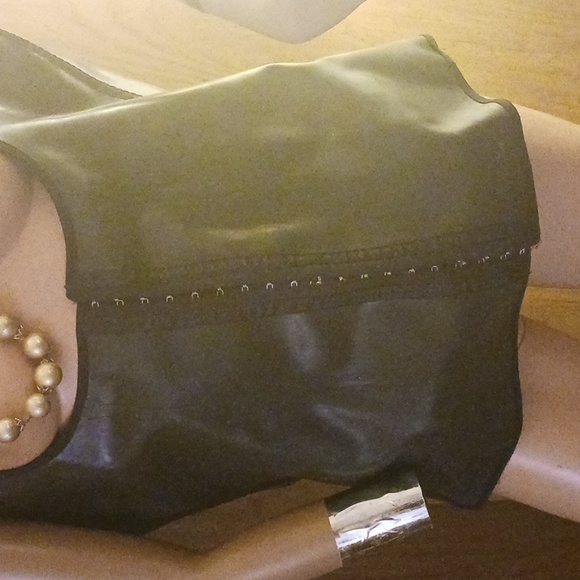 PINK RHAPSODY 48 RUBBER CORSET, VALENTINE'S DAY - Picture 3 of 5